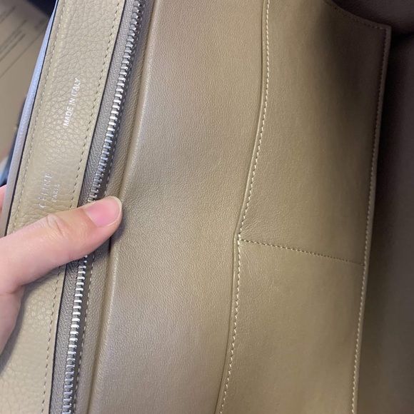 Celine Trapeze Handbag - Picture 4 of 11